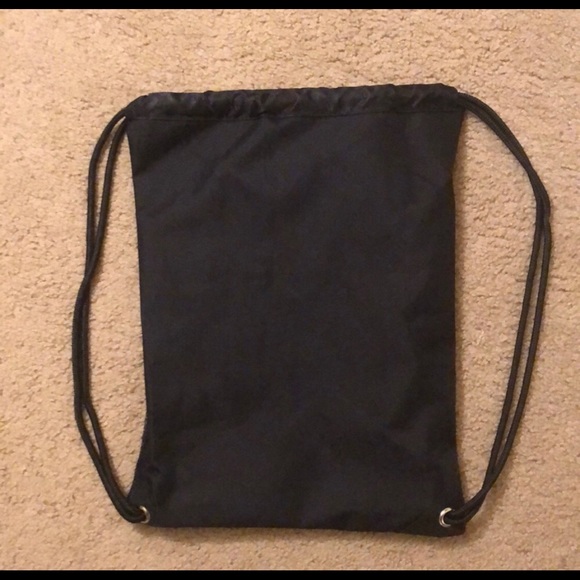 Free with purchase Garden of Life Sports Bag - Picture 3 of 3